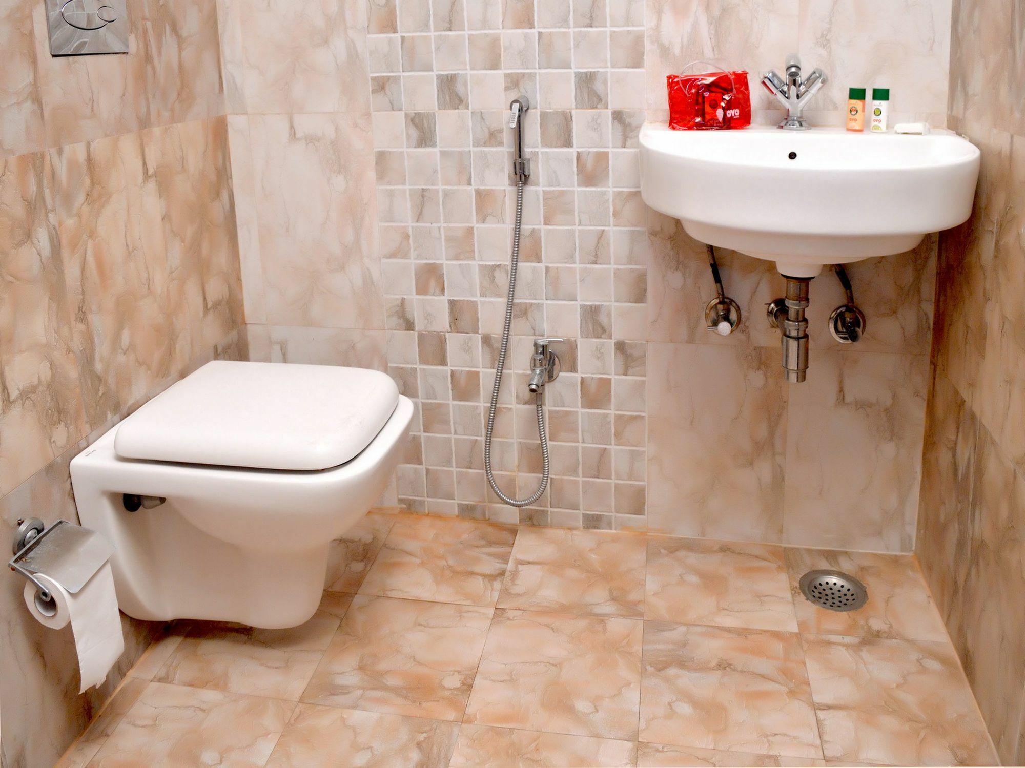 Hotel Oyo 3949 Grande Residency